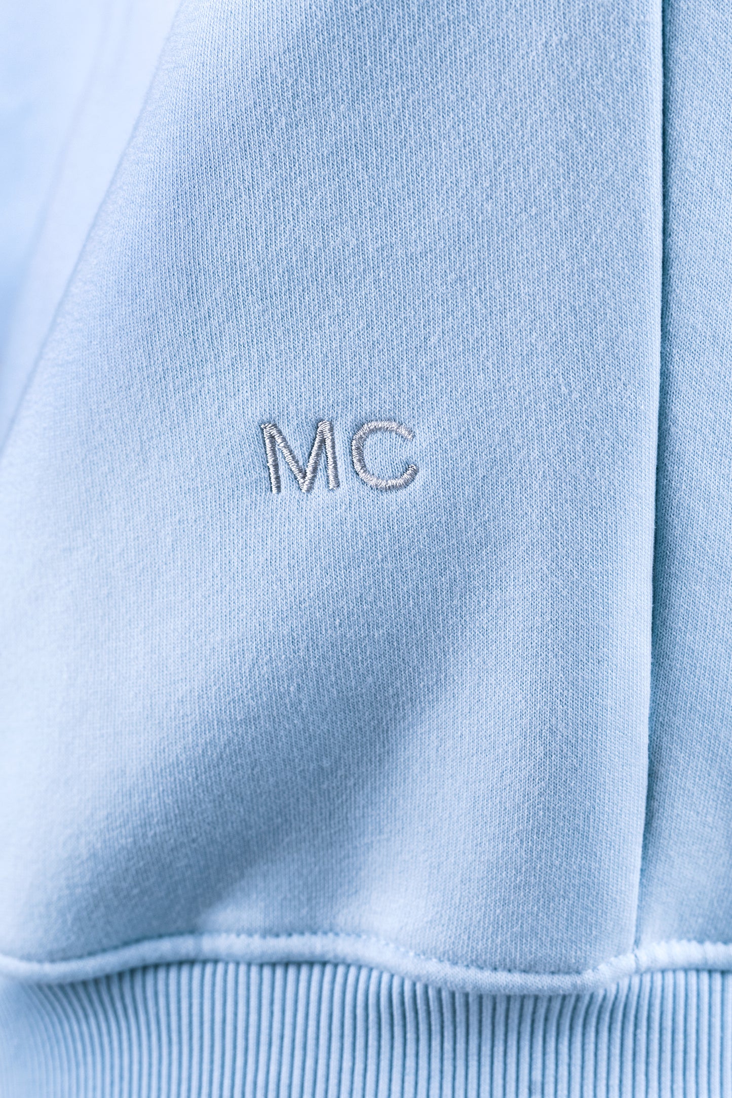PRESEASON ARC HOODIE